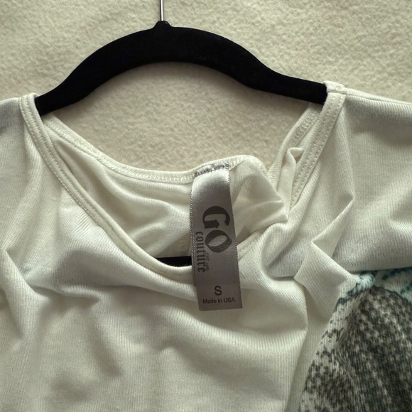 Ladies Top, Oversized Butterfly style with asymmetrical bottom L/S, Sz S-USA - Picture 2 of 3